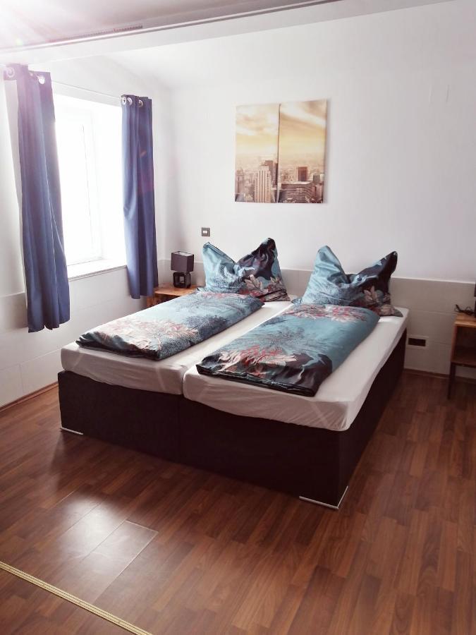 Motel Ost 3*